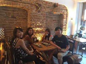 Walton Balat Residence