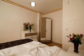 Bera House