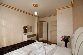 Bera House