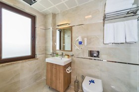 Byzantium Comfort Hotel