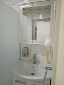 Fish Gold Apart Suites