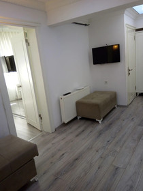 Fish Gold Apart Suites