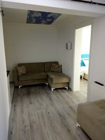 Fish Gold Apart Suites