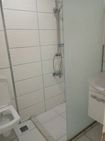 Fish Gold Apart Suites