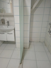 Fish Gold Apart Suites