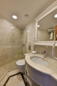 GLK PREMIER Sea Mansion Suites & Spa