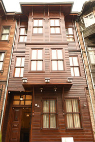 Nuray Hotel
