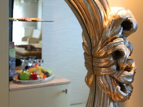 Royce Hotel