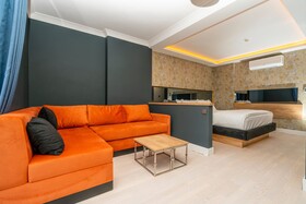 216 Bosphorus Suite