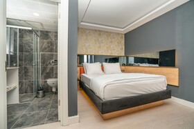 216 Bosphorus Suite