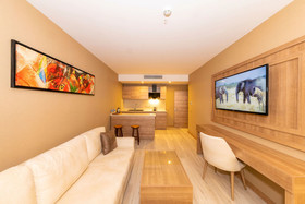 38 Hotel