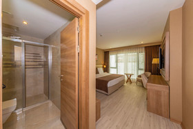 38 Hotel