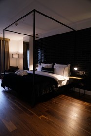 39 Kalamis Marina Hotel