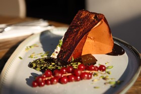 39 Kalamis Marina Hotel