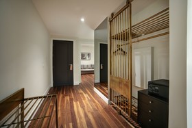 39 Kalamis Marina Hotel