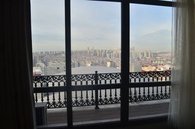 Agora Suites
