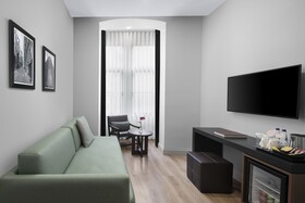 Akka Hotels Suites