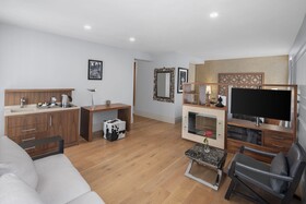 Akka Hotels Suites