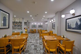 Akka Hotels Suites