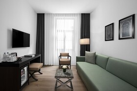 Akka Hotels Suites