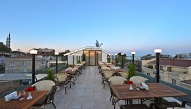 Albinas Hotel Old City