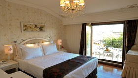 Albinas Hotel Old City