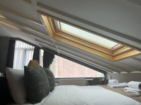 Aleksandr Pera Hotel