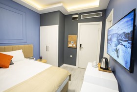 Alemeyn The Taksim Leons Hotel Cafe & Spa