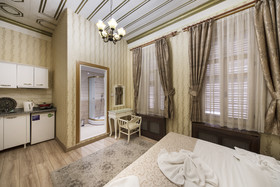 Alhambra Apart Hotel
