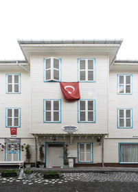 Alhambra Apart Hotel