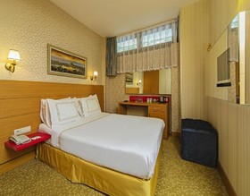 Almina Hotel