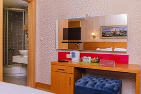 Almina Hotel