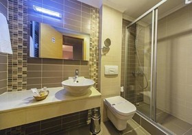 Almina Hotel