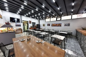 Almina Inn Hotel