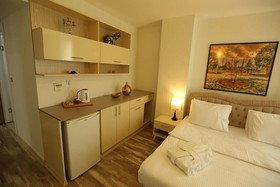 Alpha Suit Otel