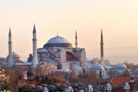 Amaraoldcity Restaurant Ve Hotel