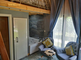 Antik River House