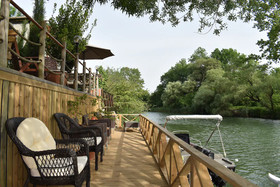 Antik River House