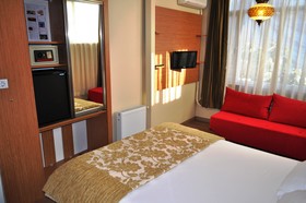 Antique Hostel