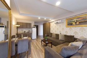 A Palace Hotel & Suites