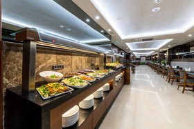 Aprilis Deluxe Hotel