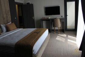 Aram Otel