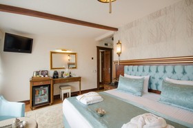 Arden City Hotel