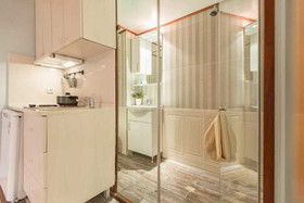 Aretias Antique House