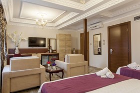 Asya World Hotel