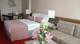 Ataköy Marina Hotel