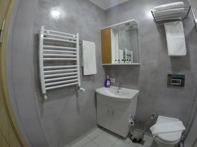 Atam Suites & Apart