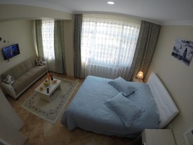 Atam Suites & Apart