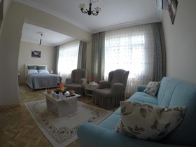 Atam Suites & Apart