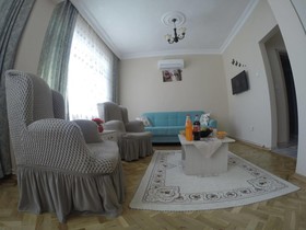 Atam Suites & Apart